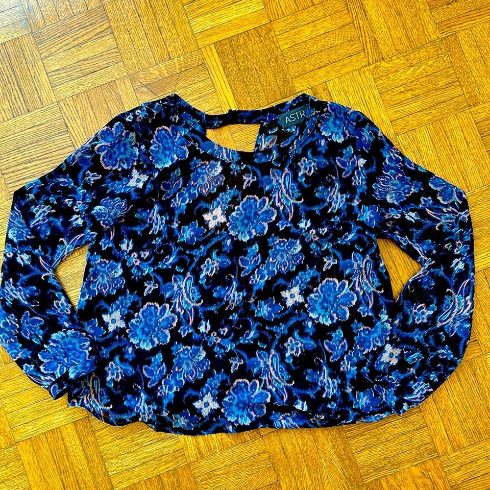 ASTR Sheer Print Top